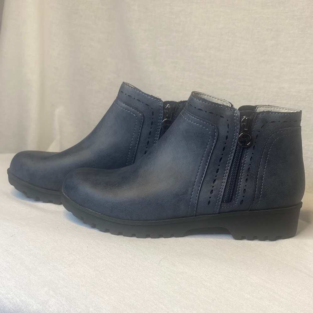 JSport by Jambu blue ankle boots NEW